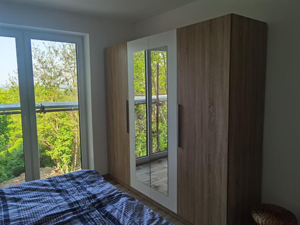 BankaSunset House Piestany Cervena Vezaアパートメント エクステリア 写真